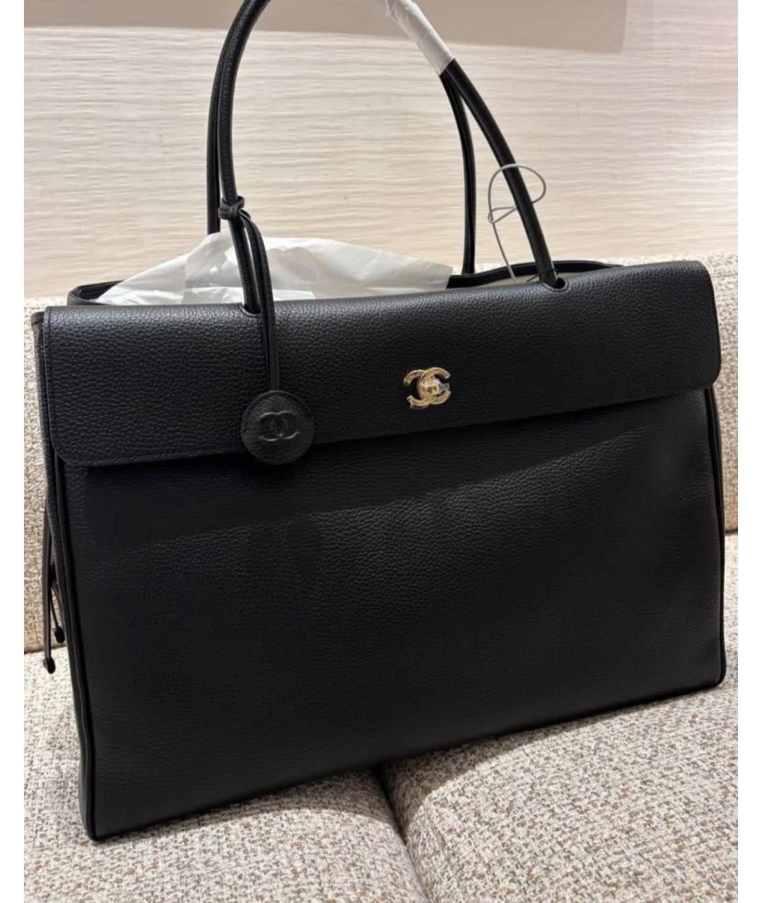 CHANEL Черная кожаная сумка тоут, фото 3