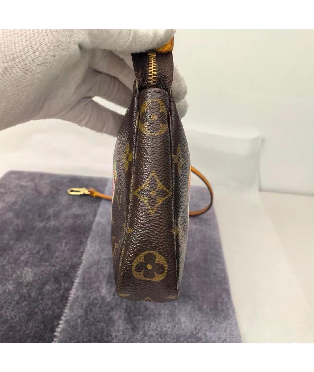 LOUIS VUITTON Коричневая кожаная сумка с короткими ручками, фото 3
