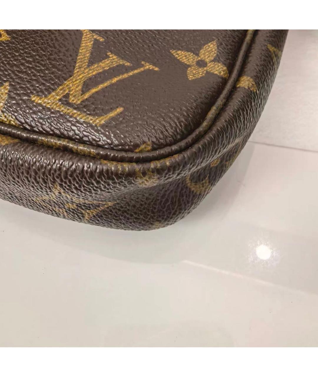 LOUIS VUITTON Коричневая кожаная сумка с короткими ручками, фото 5