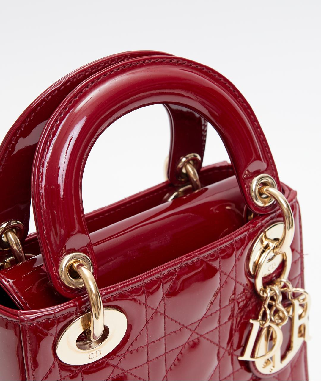 CHRISTIAN DIOR Красная сумка через плечо из лакированной кожи, фото 6