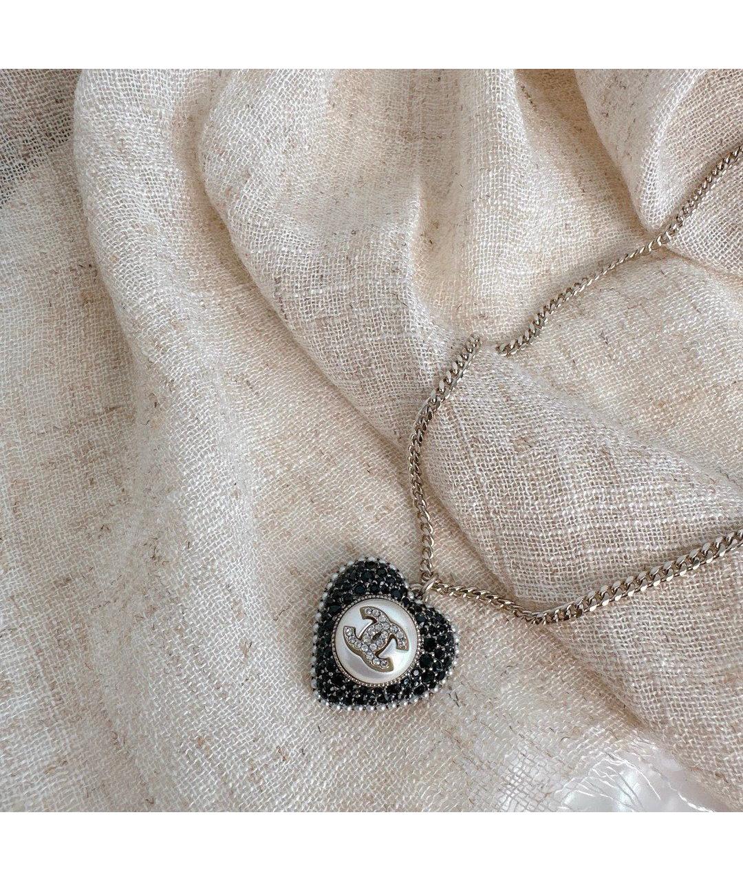 CHANEL Черная металлическая подвеска, фото 3