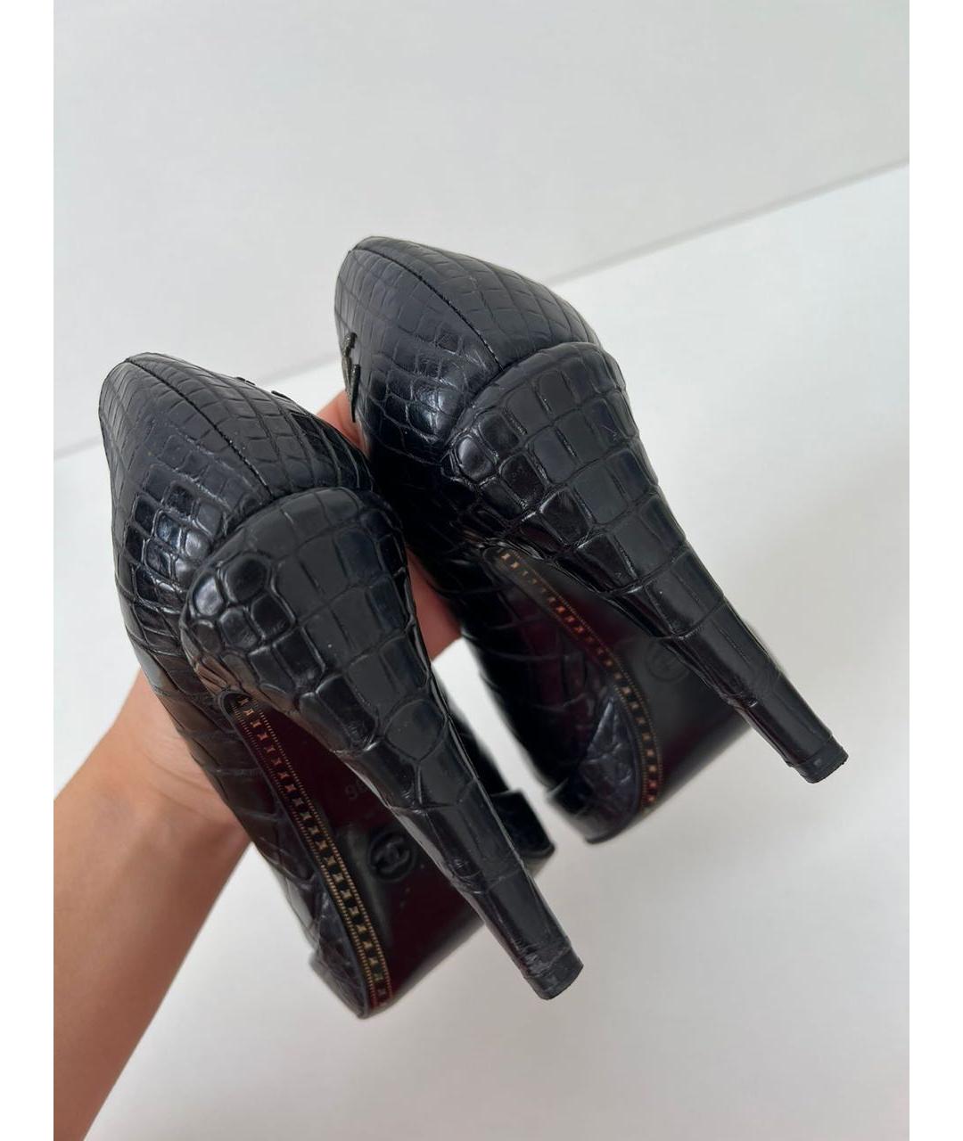 CHANEL Черные туфли из кожи крокодила, фото 4