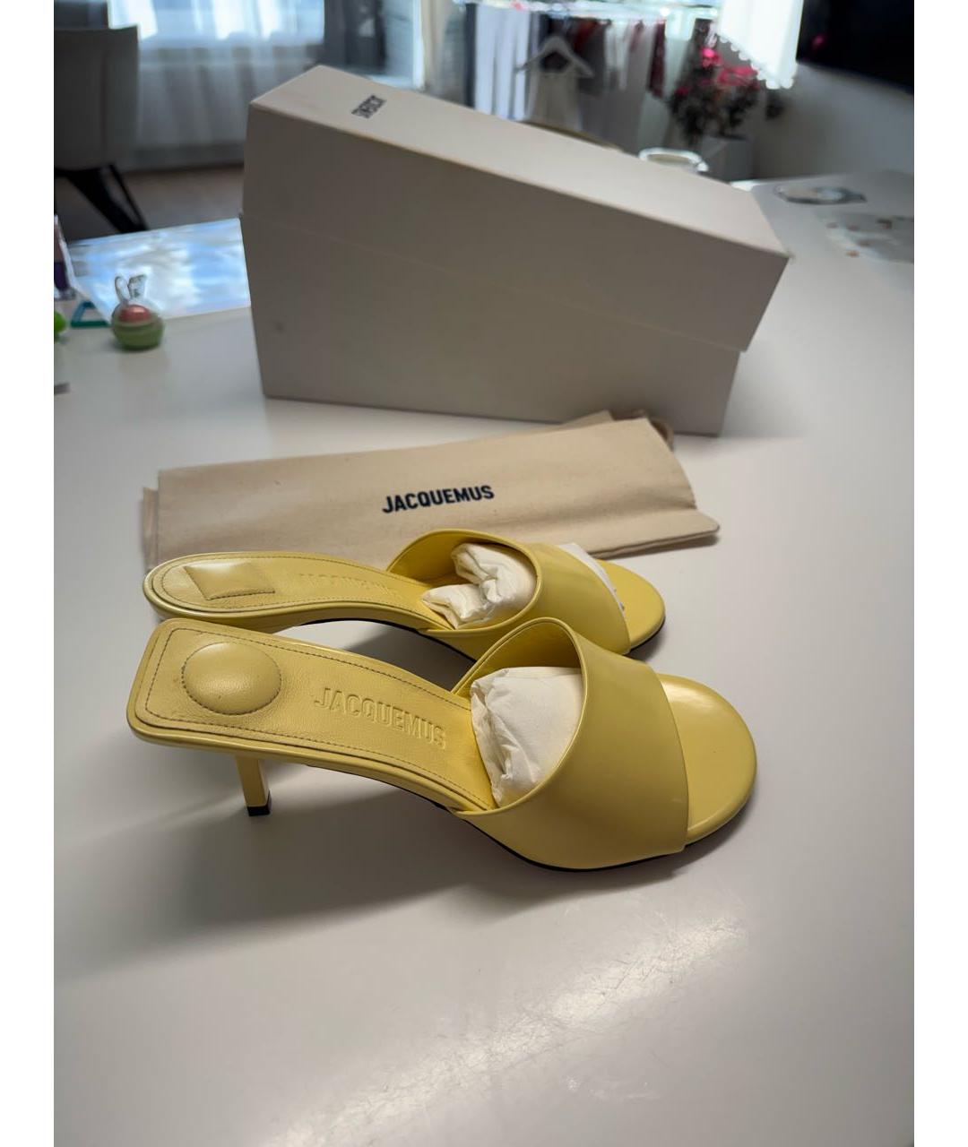 JACQUEMUS Желтые кожаные мюли, фото 2