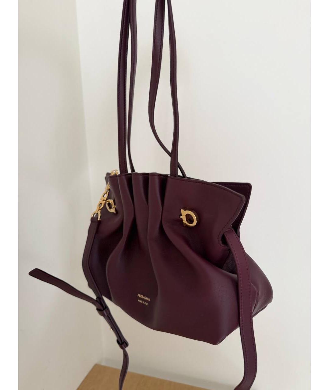 FERRAGAMO Бордовая кожаная сумка тоут, фото 3