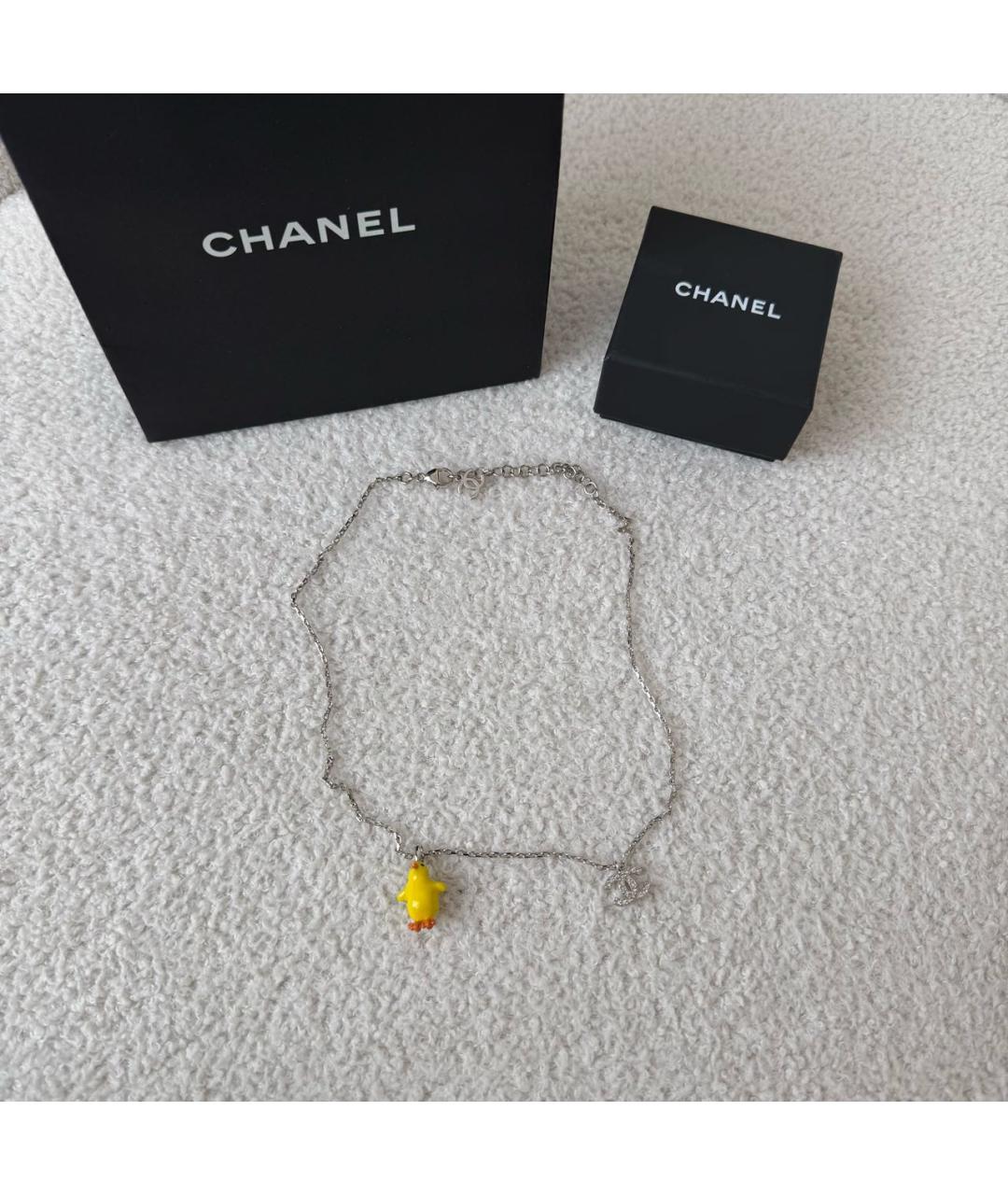 CHANEL Желтая металлическая подвеска, фото 2