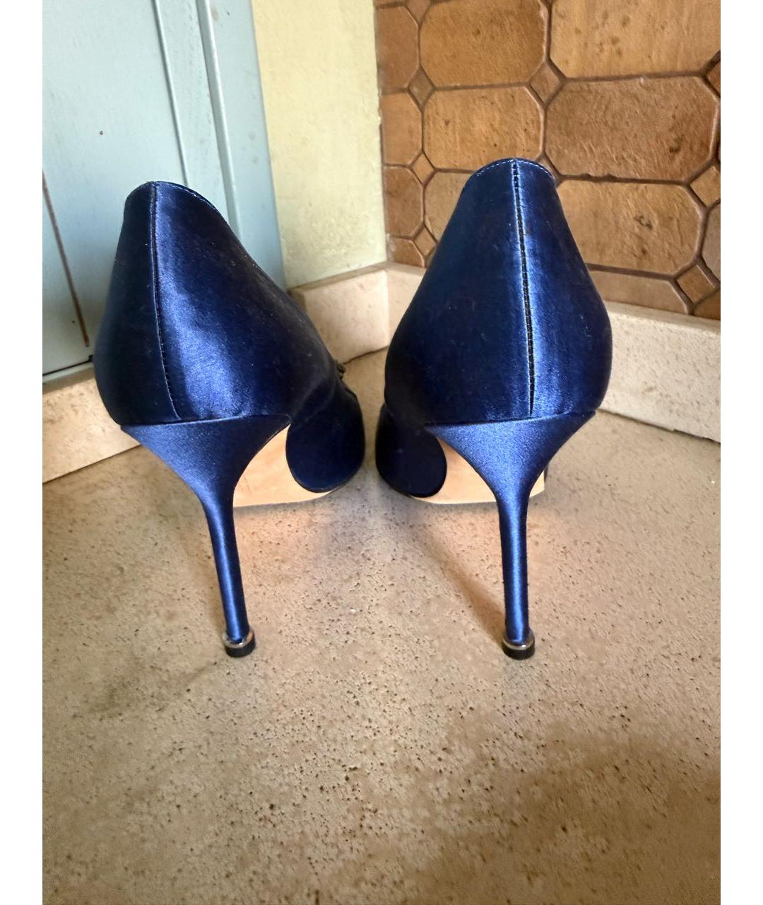 MANOLO BLAHNIK Синие текстильные туфли, фото 3