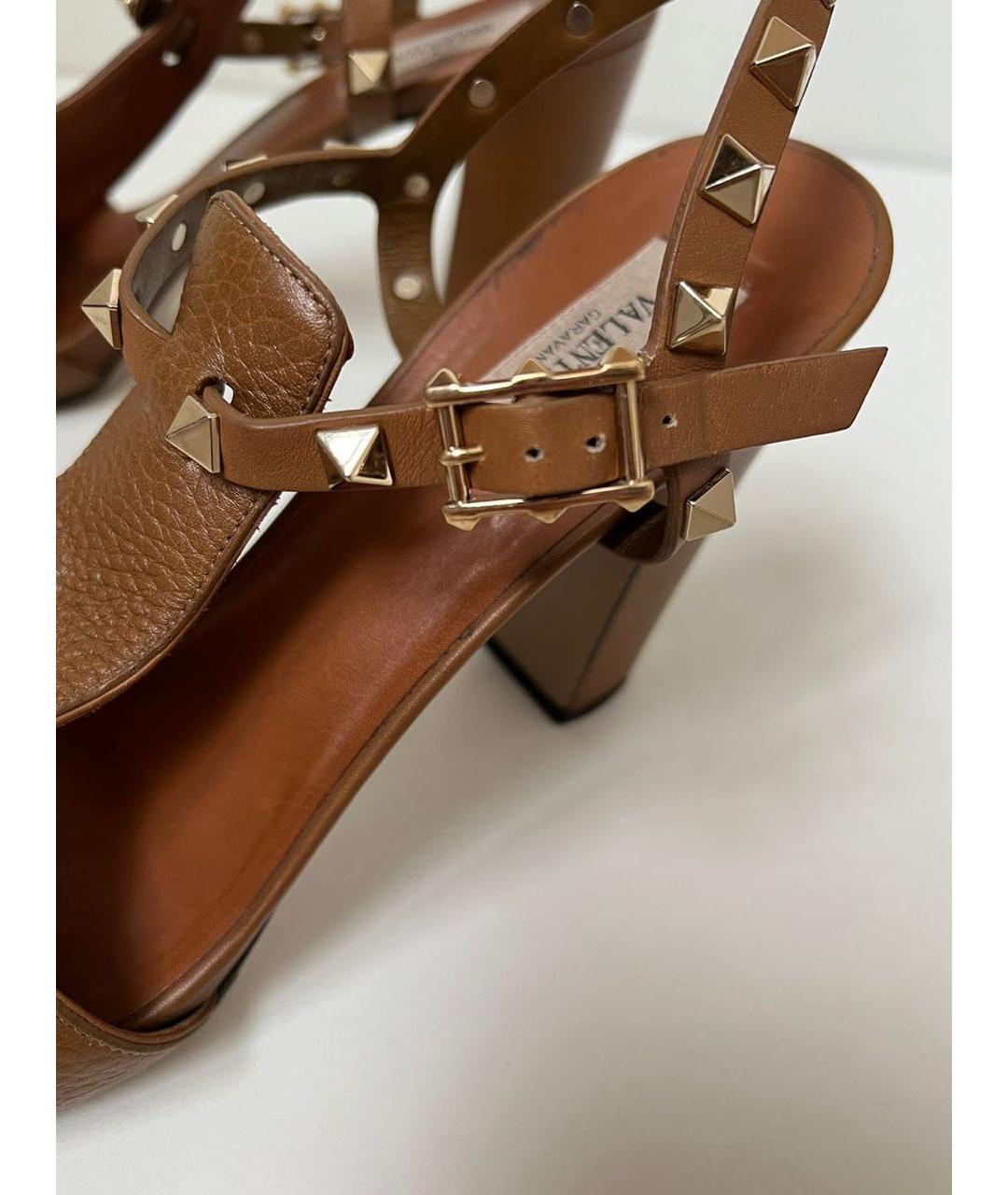 VALENTINO Коричневые кожаные босоножки, фото 5