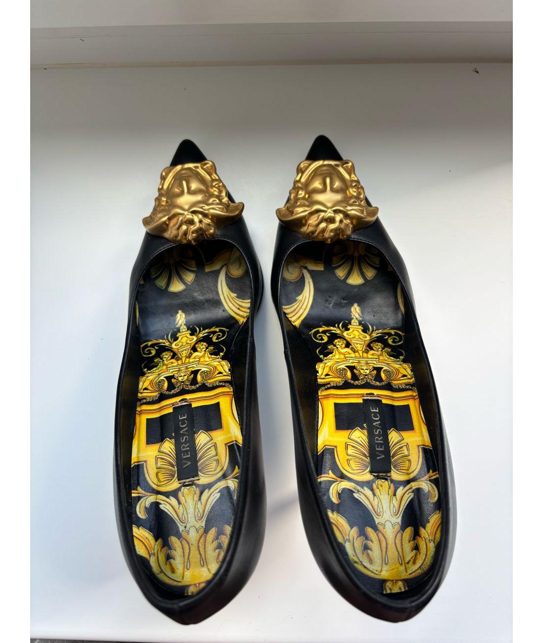 VERSACE Черные кожаные туфли, фото 3