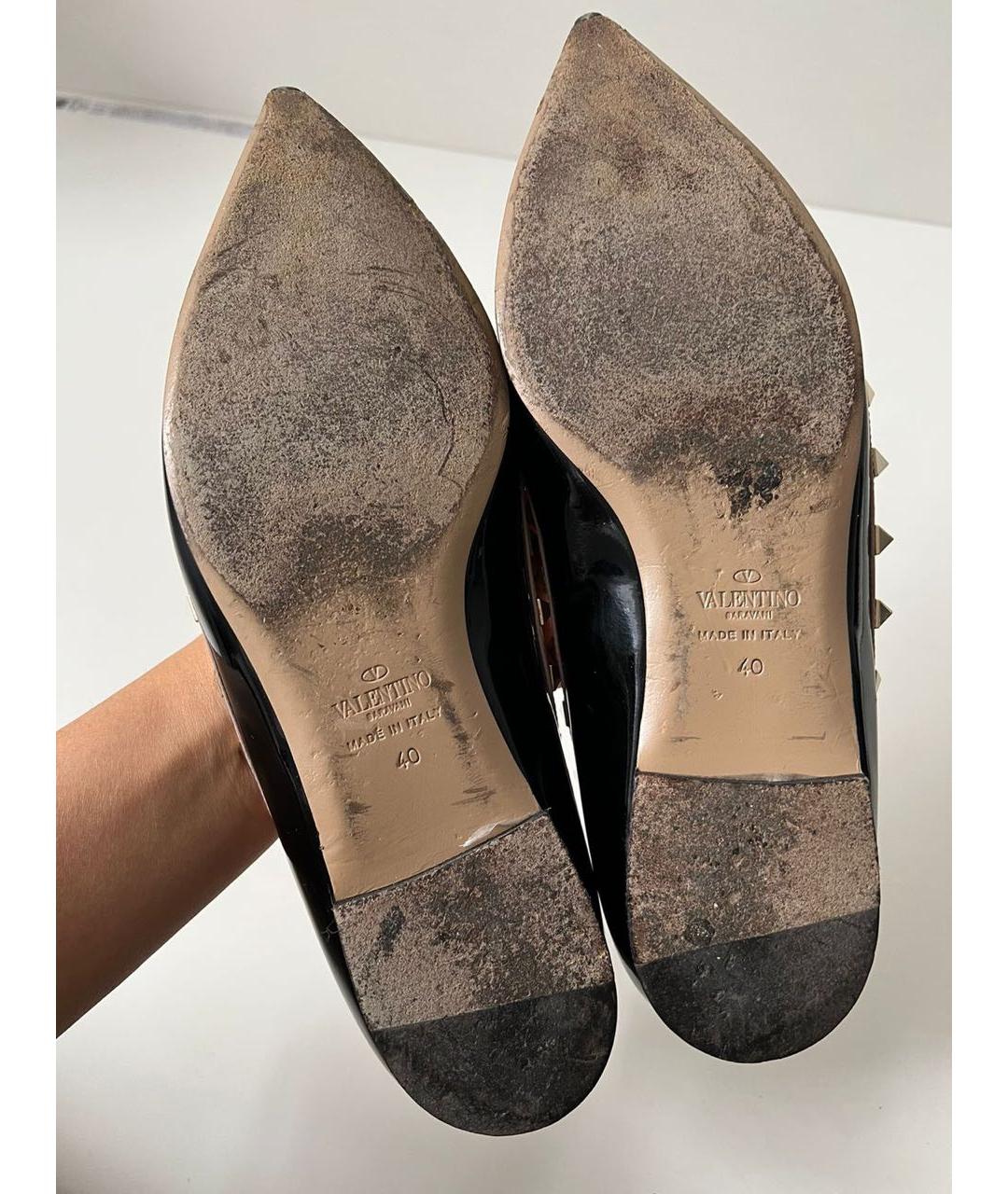 VALENTINO Черные балетки из лакированной кожи, фото 4