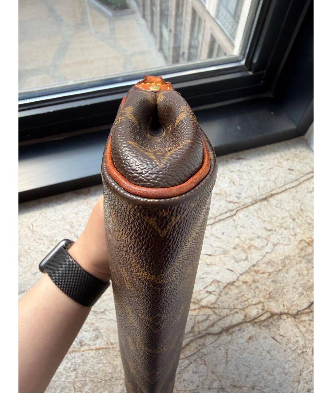 LOUIS VUITTON Коричневая кожаная сумка через плечо, фото 6
