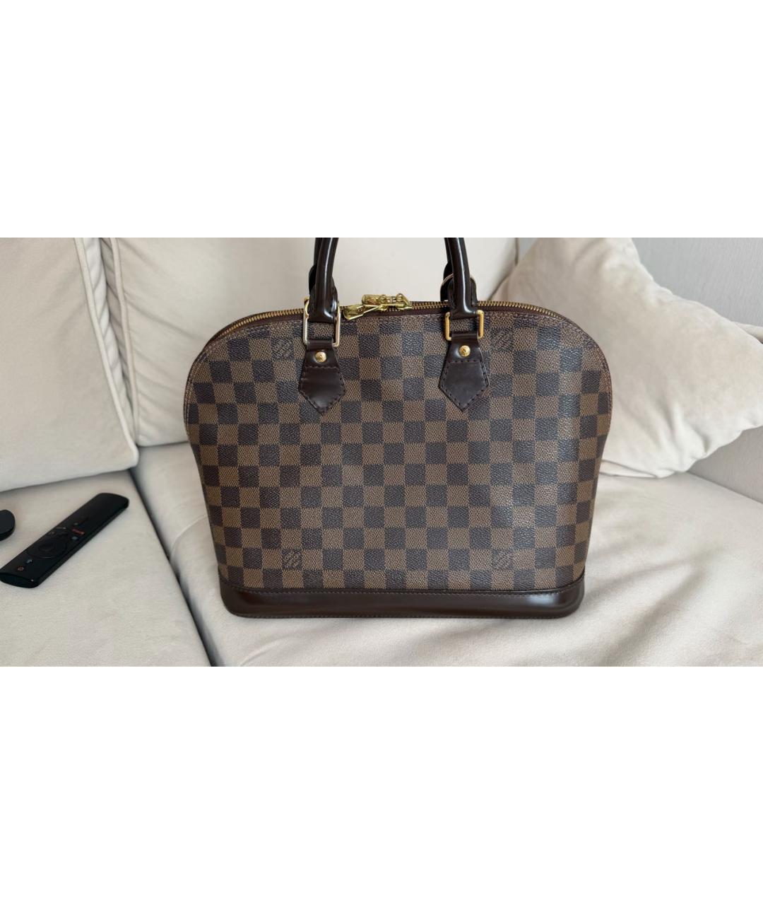 LOUIS VUITTON Коричневая сумка с короткими ручками из канвы, фото 3