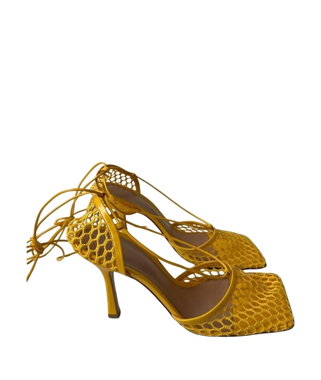 BOTTEGA VENETA Желтые текстильные босоножки, фото 1