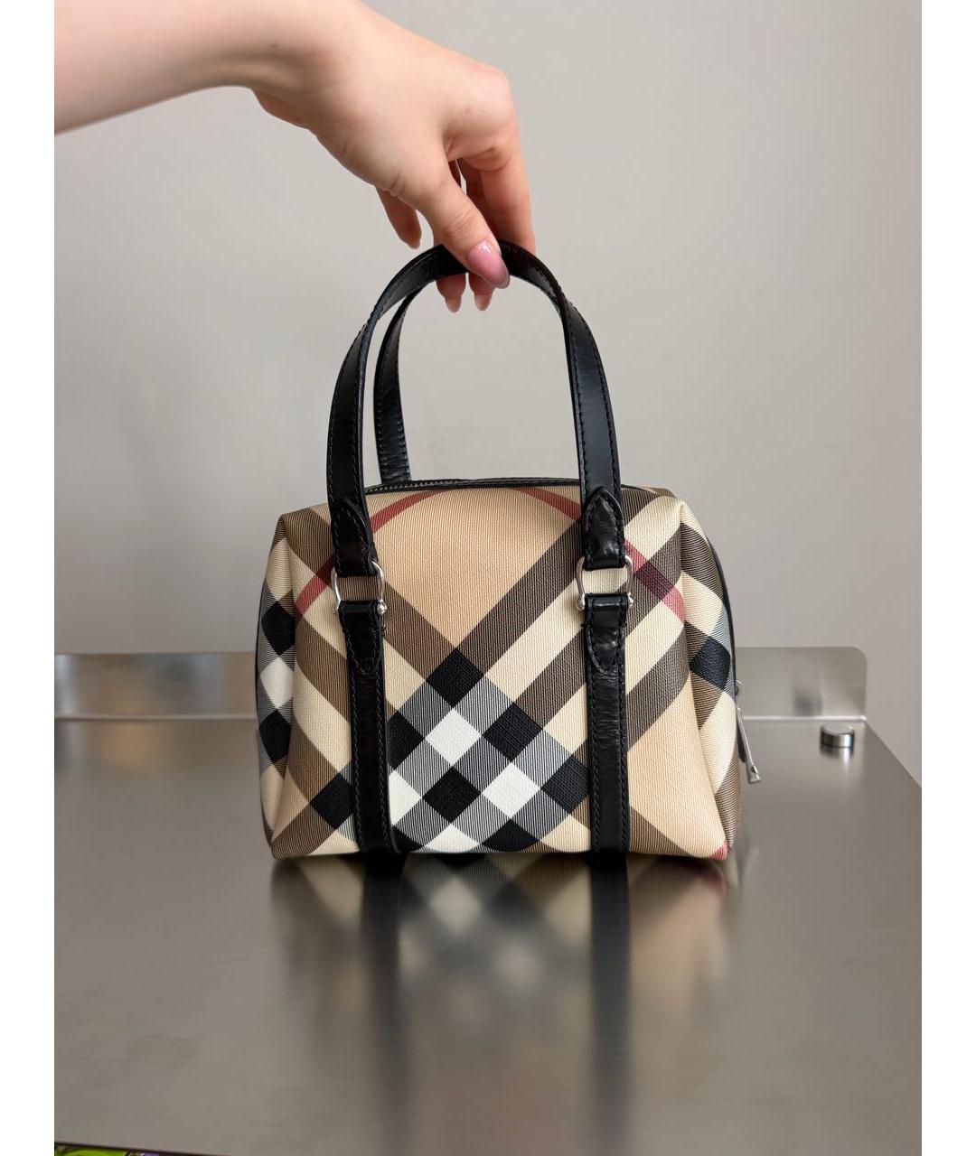 BURBERRY Бежевая кожаная сумка с короткими ручками, фото 3