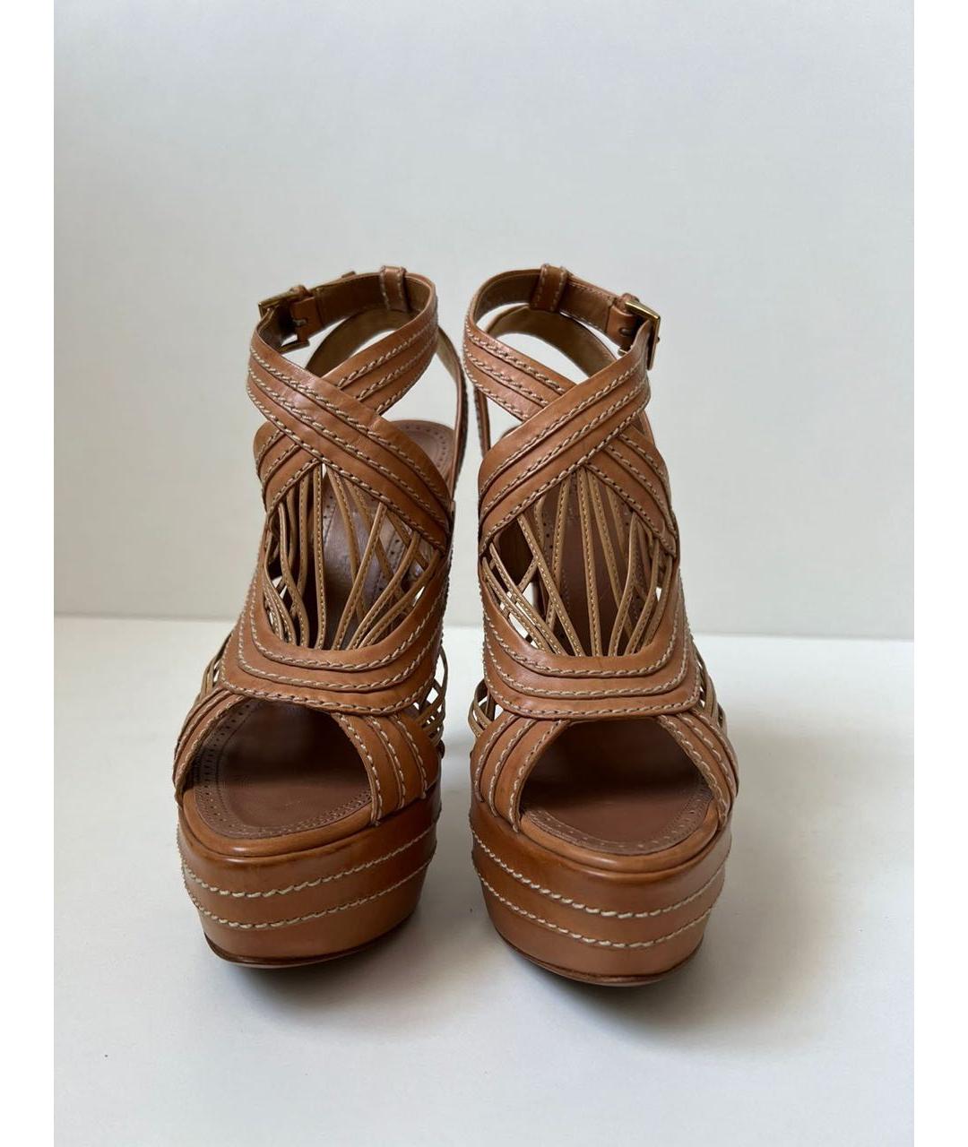 ALAIA Коричневые кожаные босоножки, фото 3