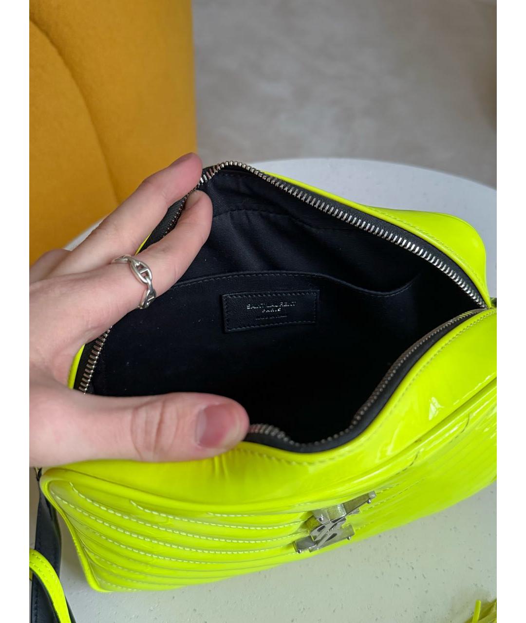 SAINT LAURENT Салатовая сумка через плечо из лакированной кожи, фото 4