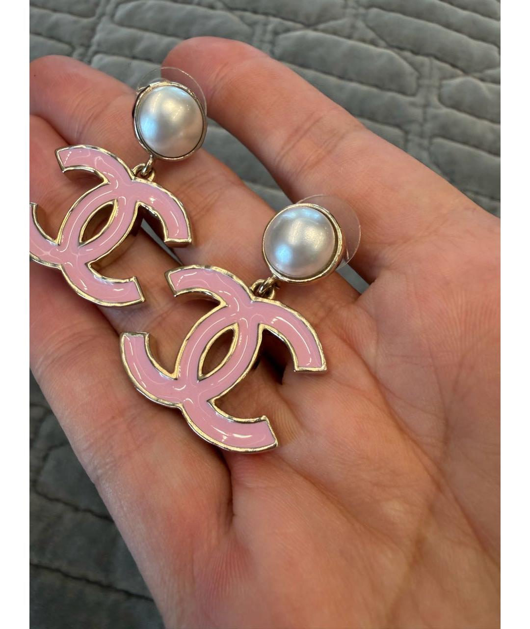 CHANEL Розовые металлические серьги, фото 3