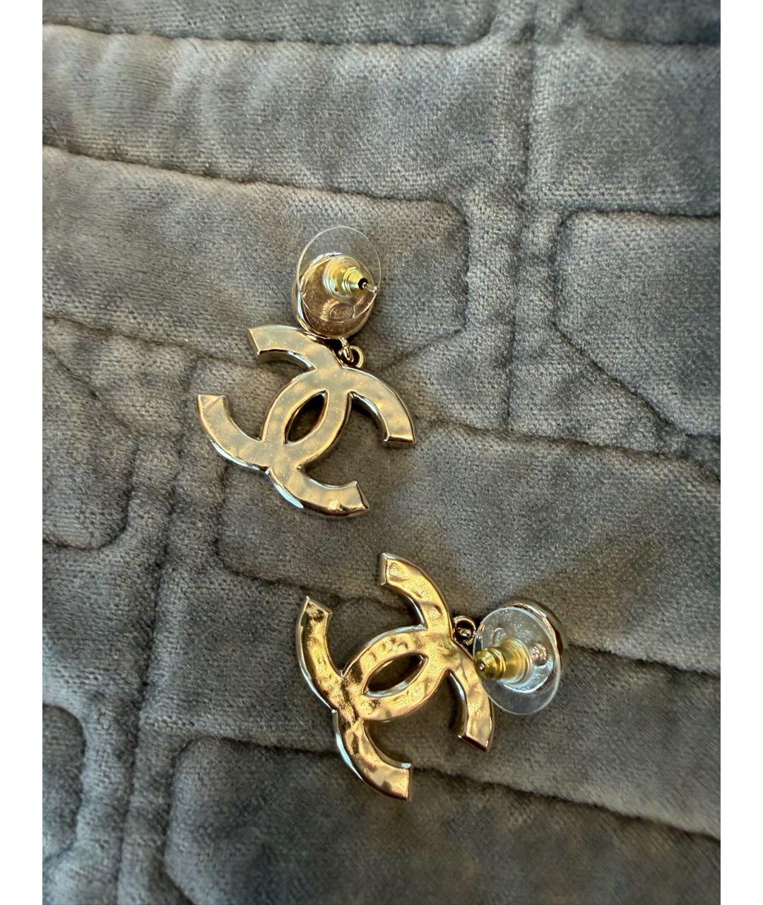 CHANEL Розовые металлические серьги, фото 2