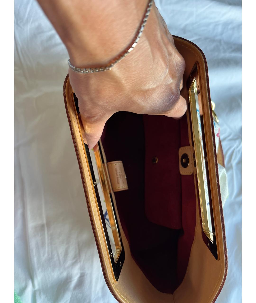 LOUIS VUITTON Белая кожаная сумка с короткими ручками, фото 4
