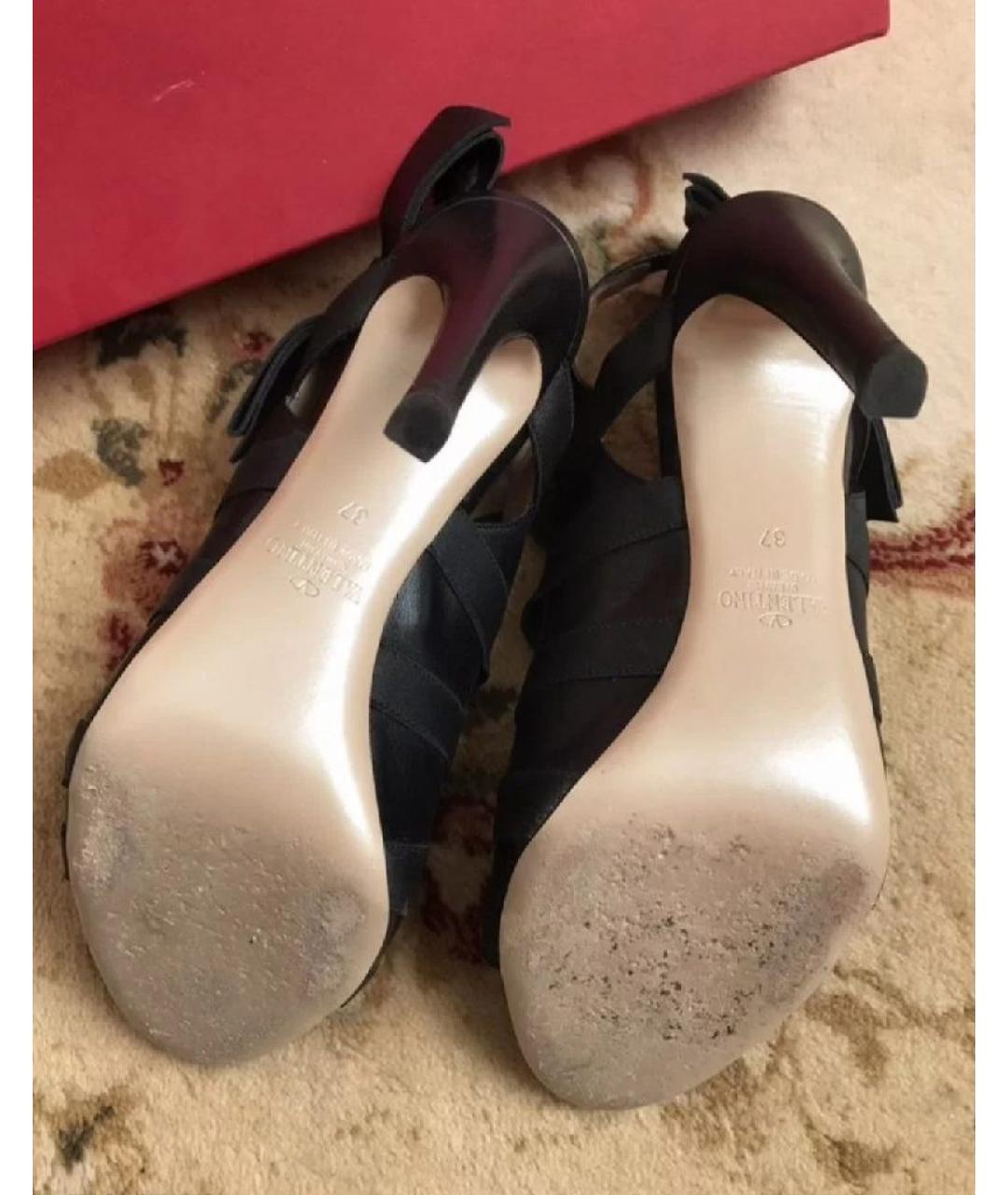 VALENTINO Черные кожаные босоножки, фото 7