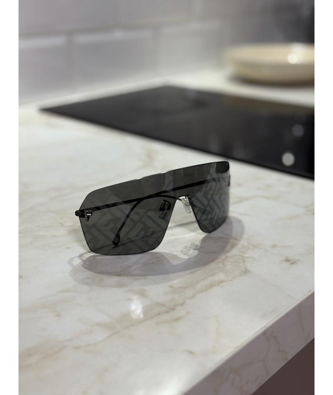 FENDI Черные металлические солнцезащитные очки, фото 3