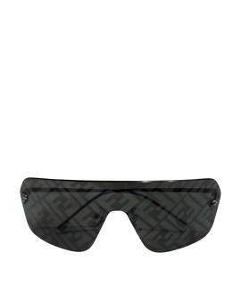FENDI Солнцезащитные очки