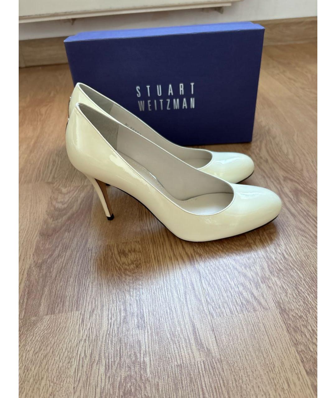 STUART WEITZMAN Белые туфли из лакированной кожи, фото 5