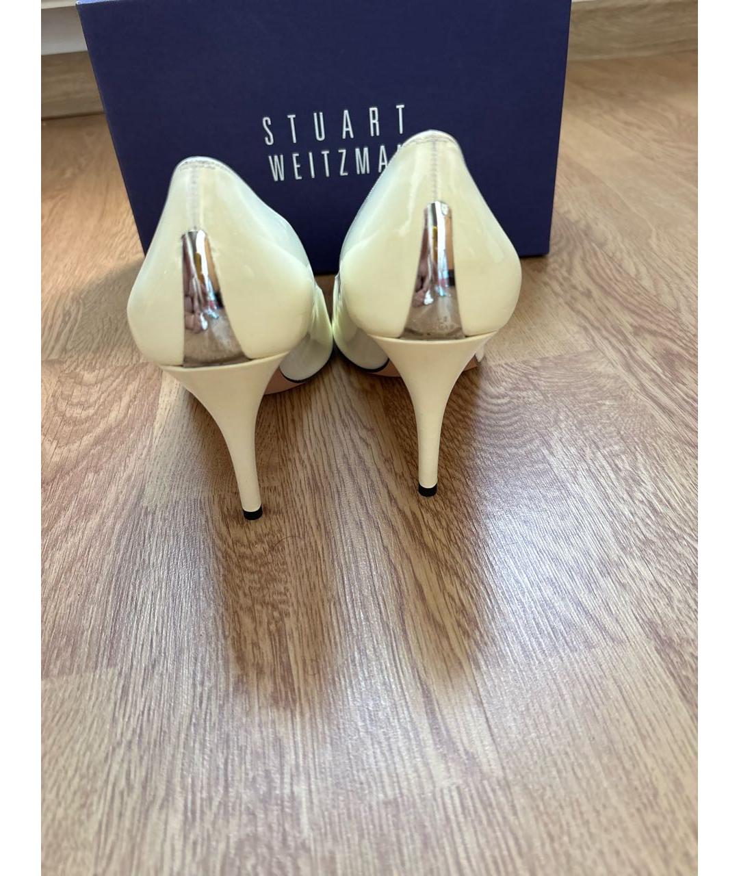 STUART WEITZMAN Белые туфли из лакированной кожи, фото 4