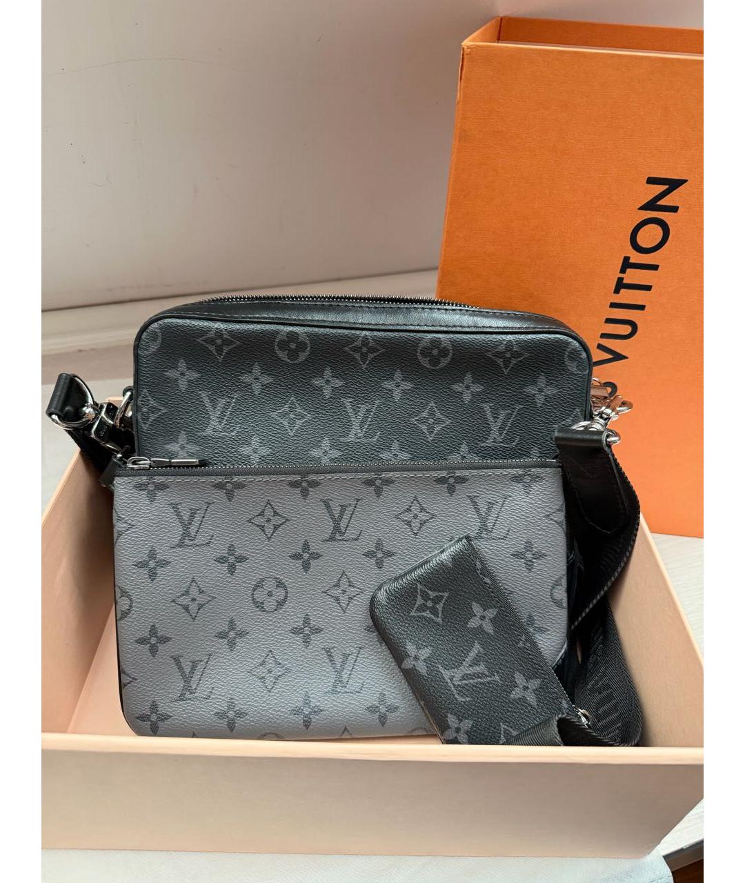 LOUIS VUITTON Черная сумка на плечо из канвы, фото 2