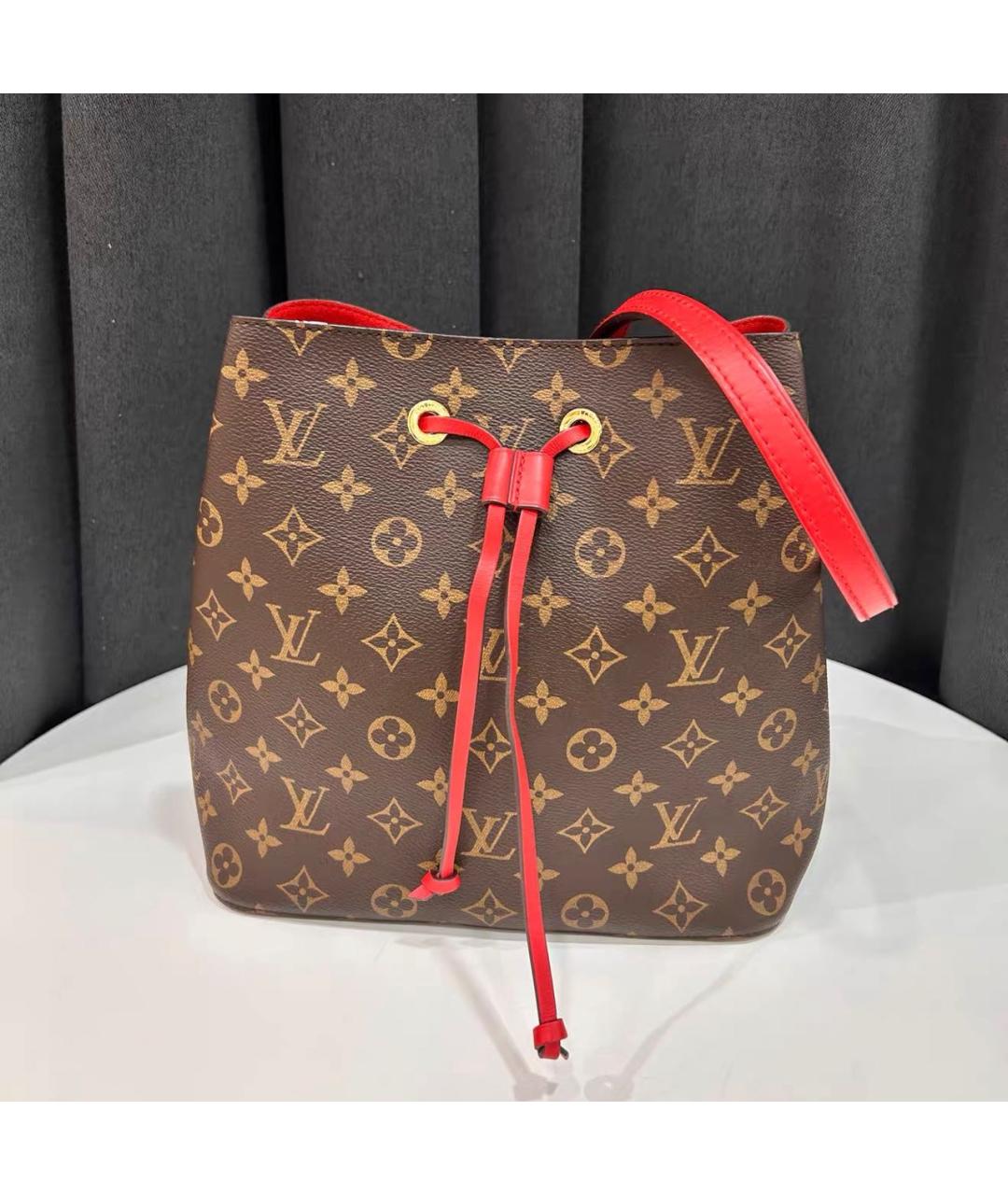 LOUIS VUITTON Красная кожаная сумка тоут, фото 8