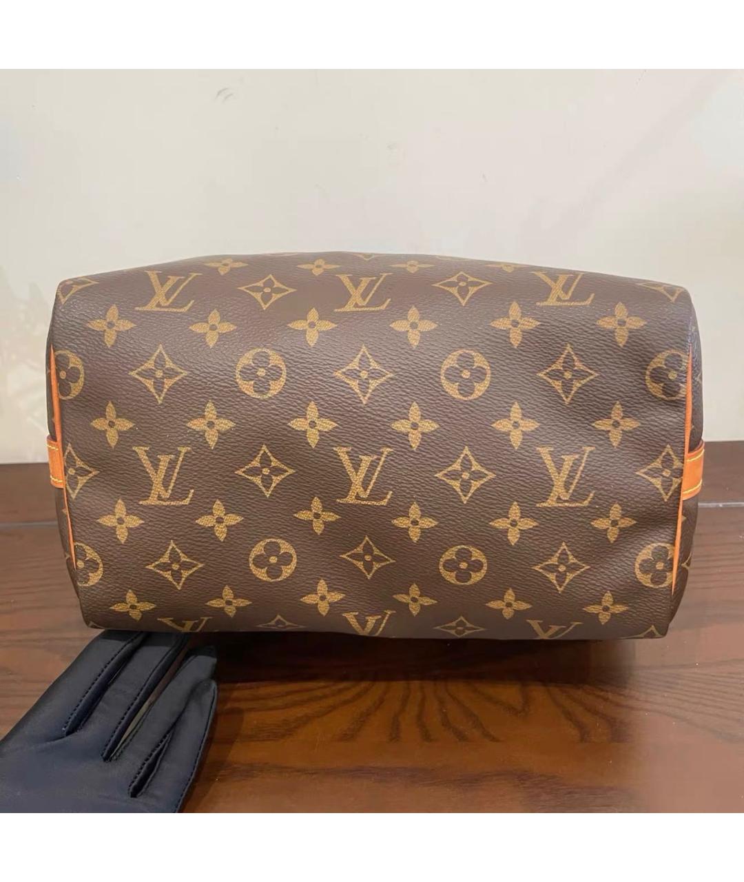 LOUIS VUITTON Коричневая кожаная сумка через плечо, фото 7