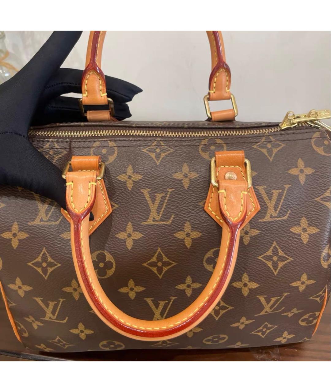 LOUIS VUITTON Коричневая кожаная сумка через плечо, фото 6