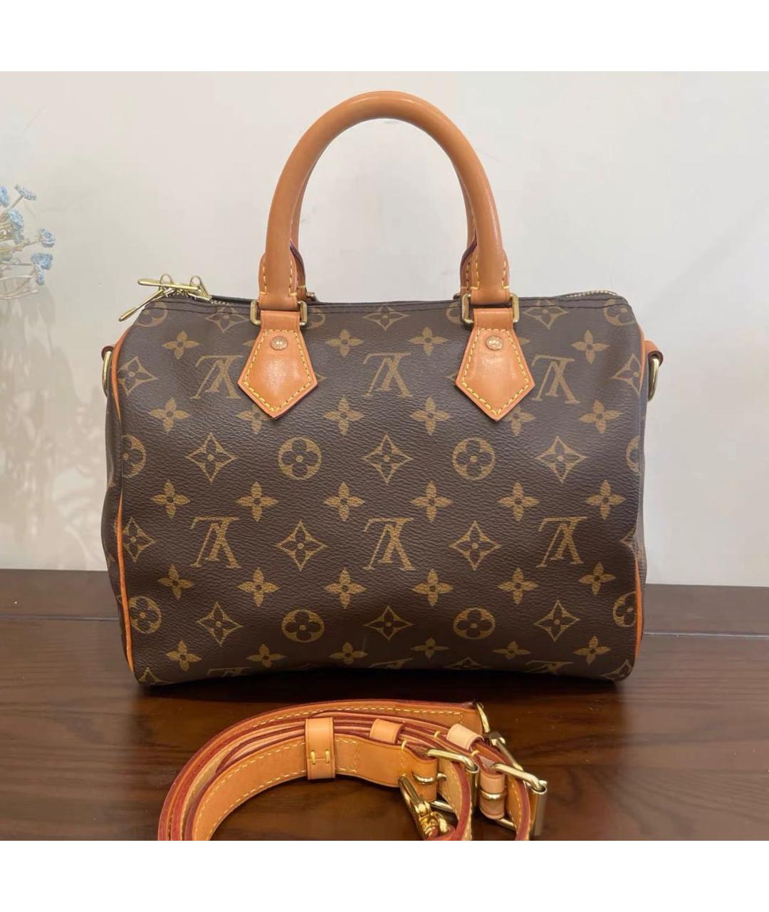 LOUIS VUITTON Коричневая кожаная сумка через плечо, фото 2