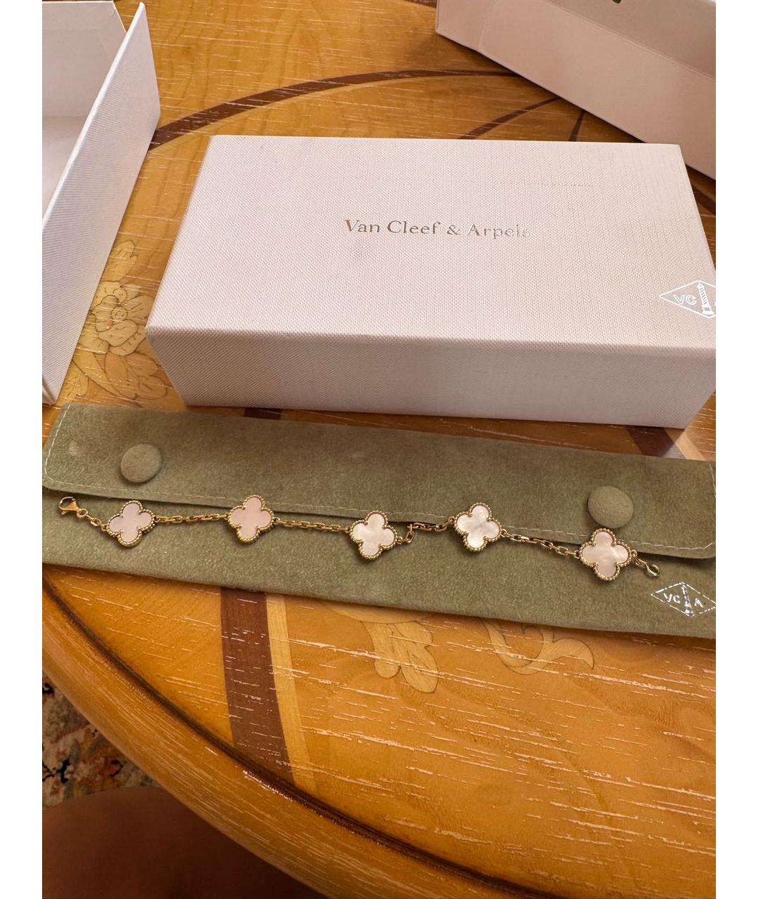 VAN CLEEF & ARPELS Белый браслет из желтого золота, фото 3