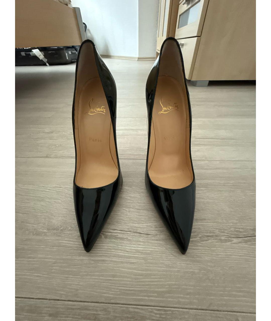 CHRISTIAN LOUBOUTIN Черные туфли из лакированной кожи, фото 2
