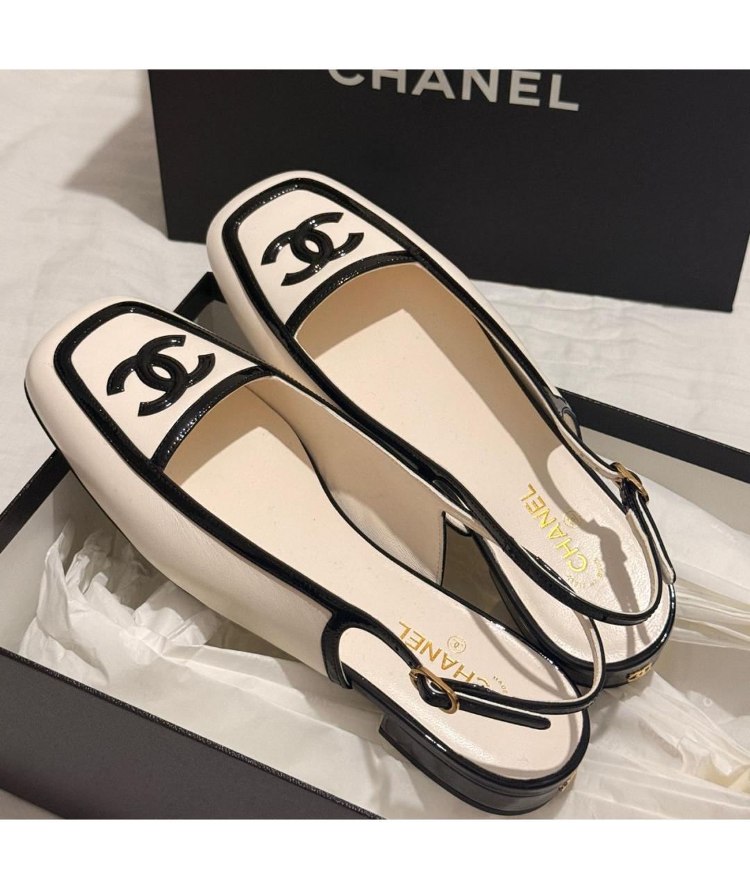 CHANEL Белые кожаные лодочки на низком каблуке, фото 5