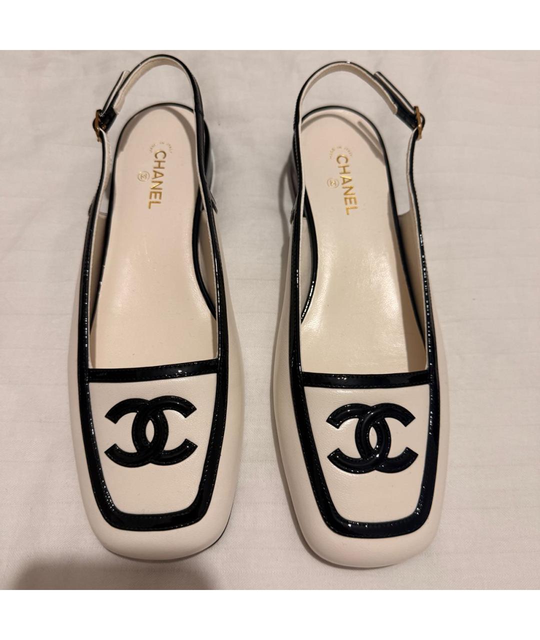CHANEL Белые кожаные сандалии, фото 3