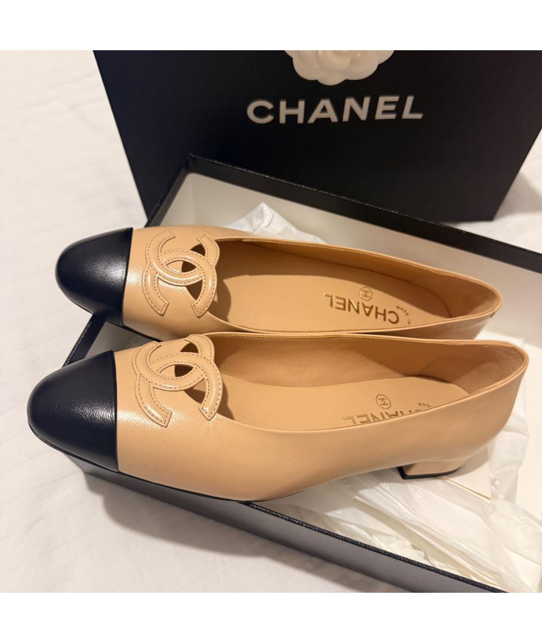 CHANEL Бежевые кожаные балетки, фото 5