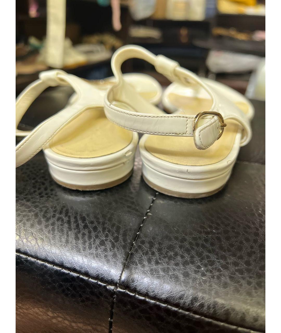 CHANEL PRE-OWNED Белые кожаные сандалии, фото 4