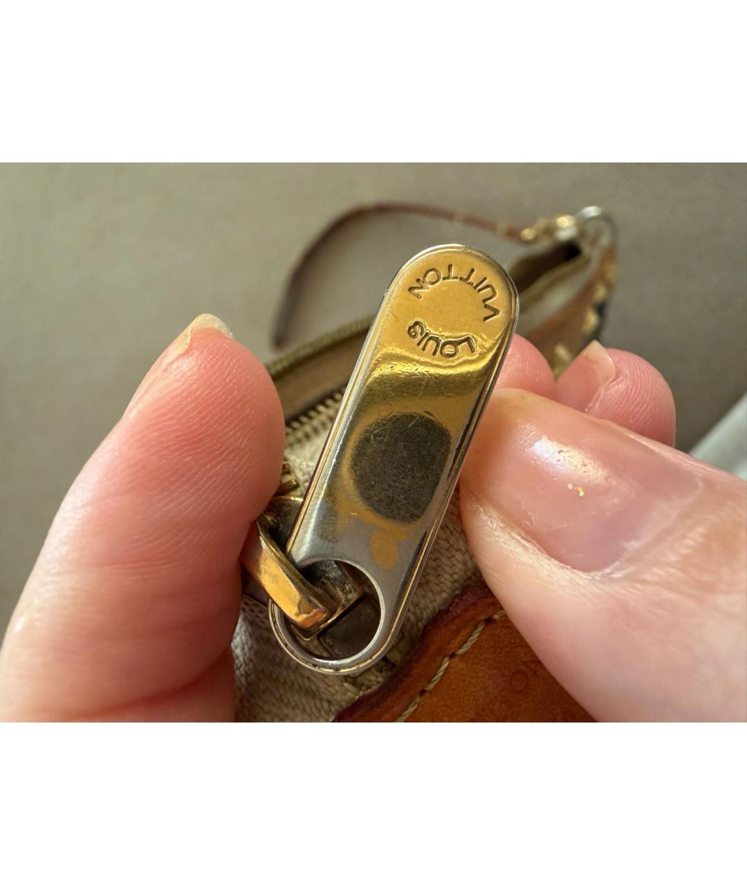 LOUIS VUITTON Черная сумка с короткими ручками из канвы, фото 4