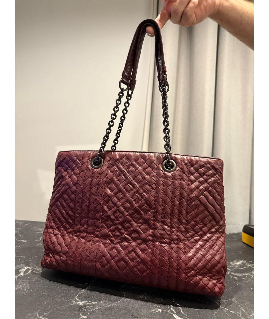 BOTTEGA VENETA Бордовая кожаная сумка с короткими ручками, фото 6