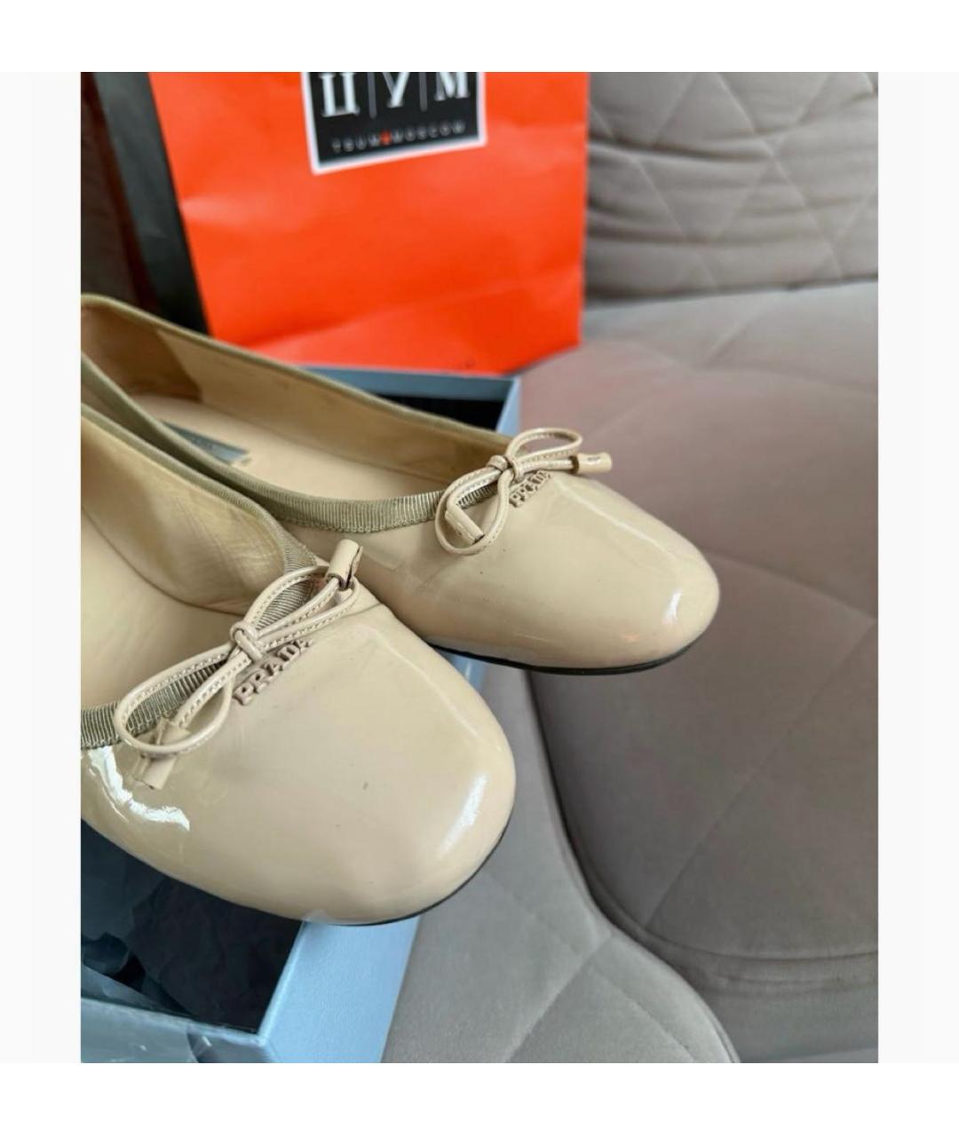 PRADA Розовые балетки из лакированной кожи, фото 5