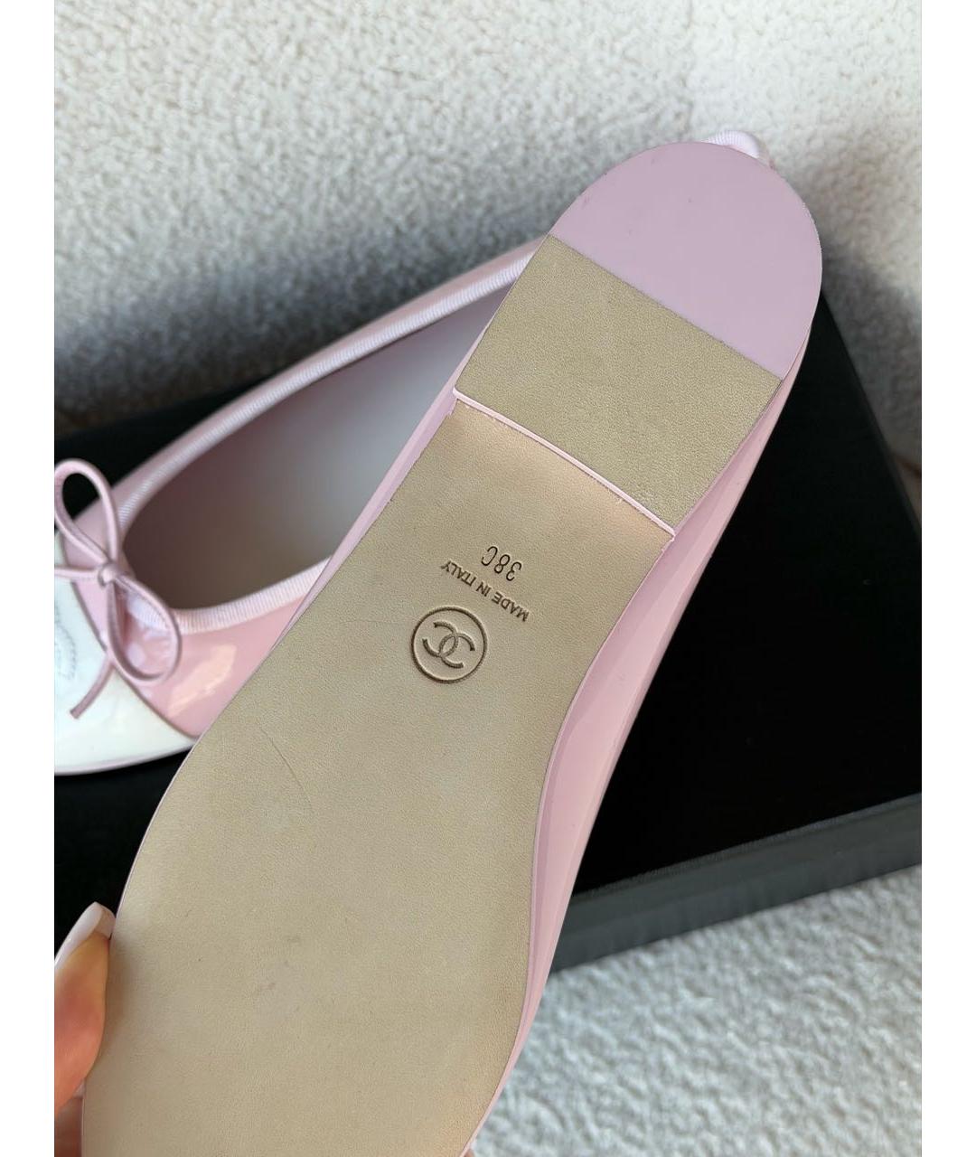 CHANEL Розовые балетки из лакированной кожи, фото 3