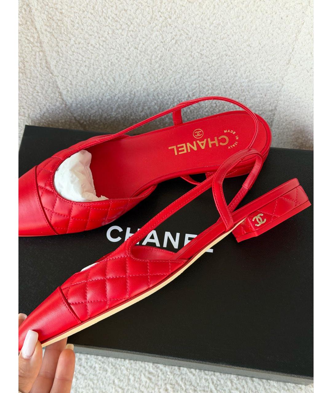 CHANEL Красные кожаные балетки, фото 2