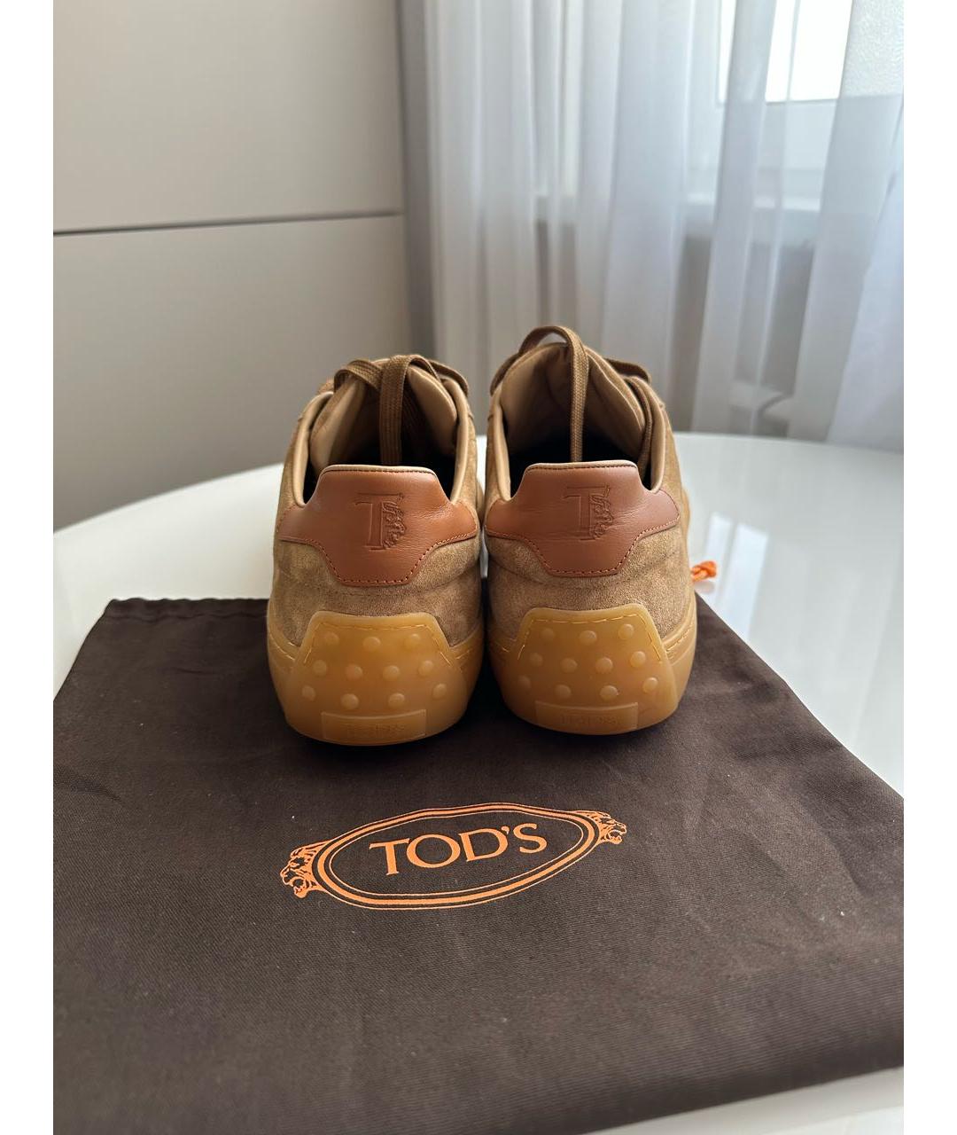 TOD'S Бежевые замшевые низкие кроссовки / кеды, фото 4