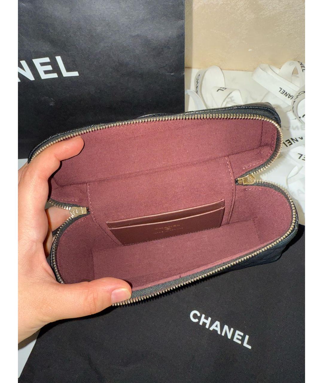 CHANEL Черная кожаная сумка с короткими ручками, фото 5