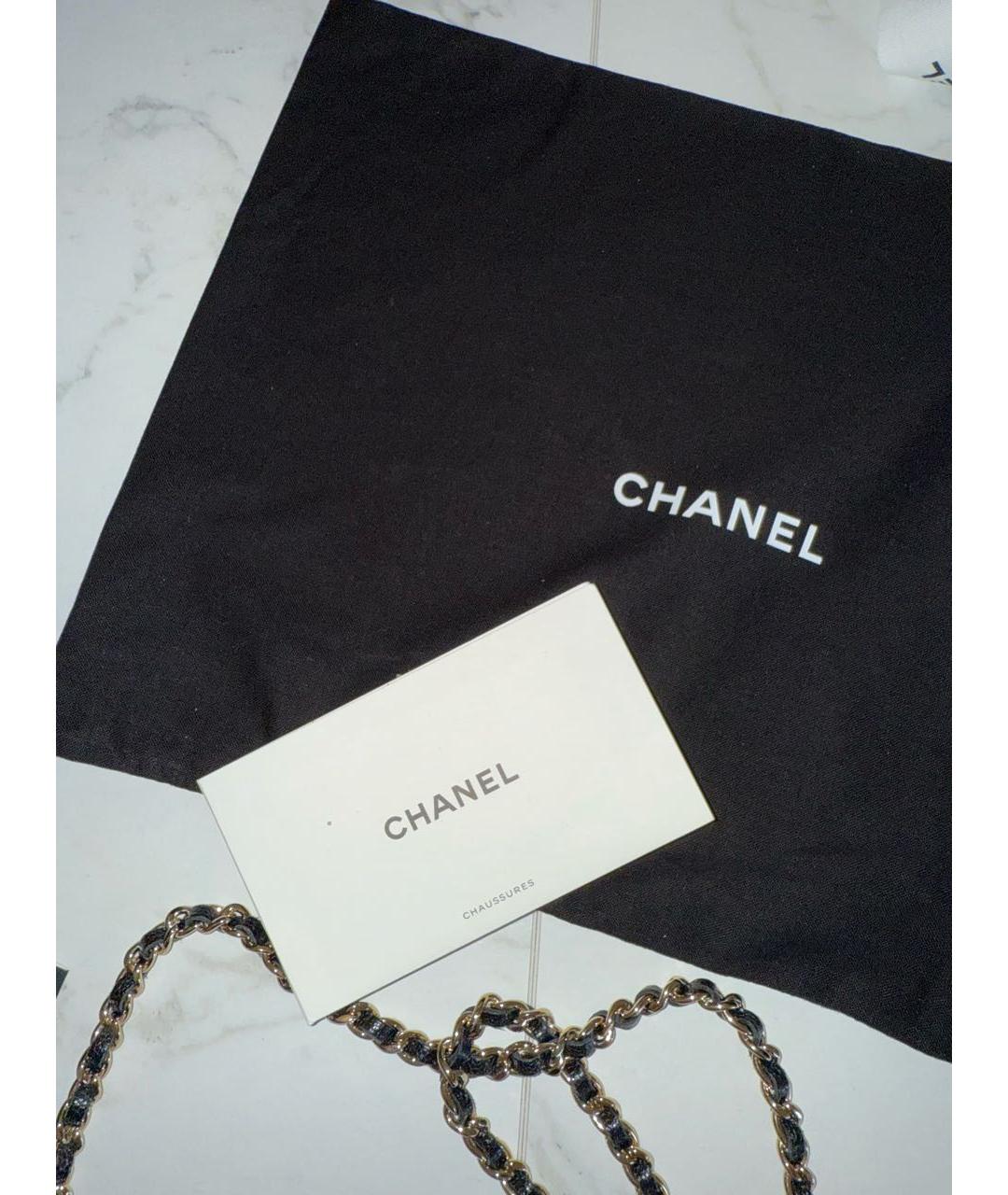 CHANEL Черная кожаная сумка с короткими ручками, фото 2