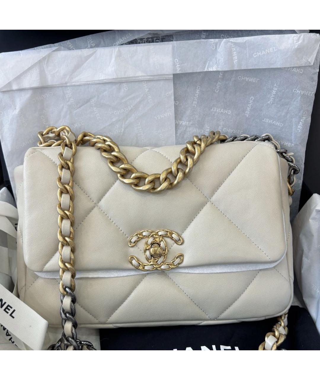 CHANEL Бежевая кожаная сумка через плечо, фото 2