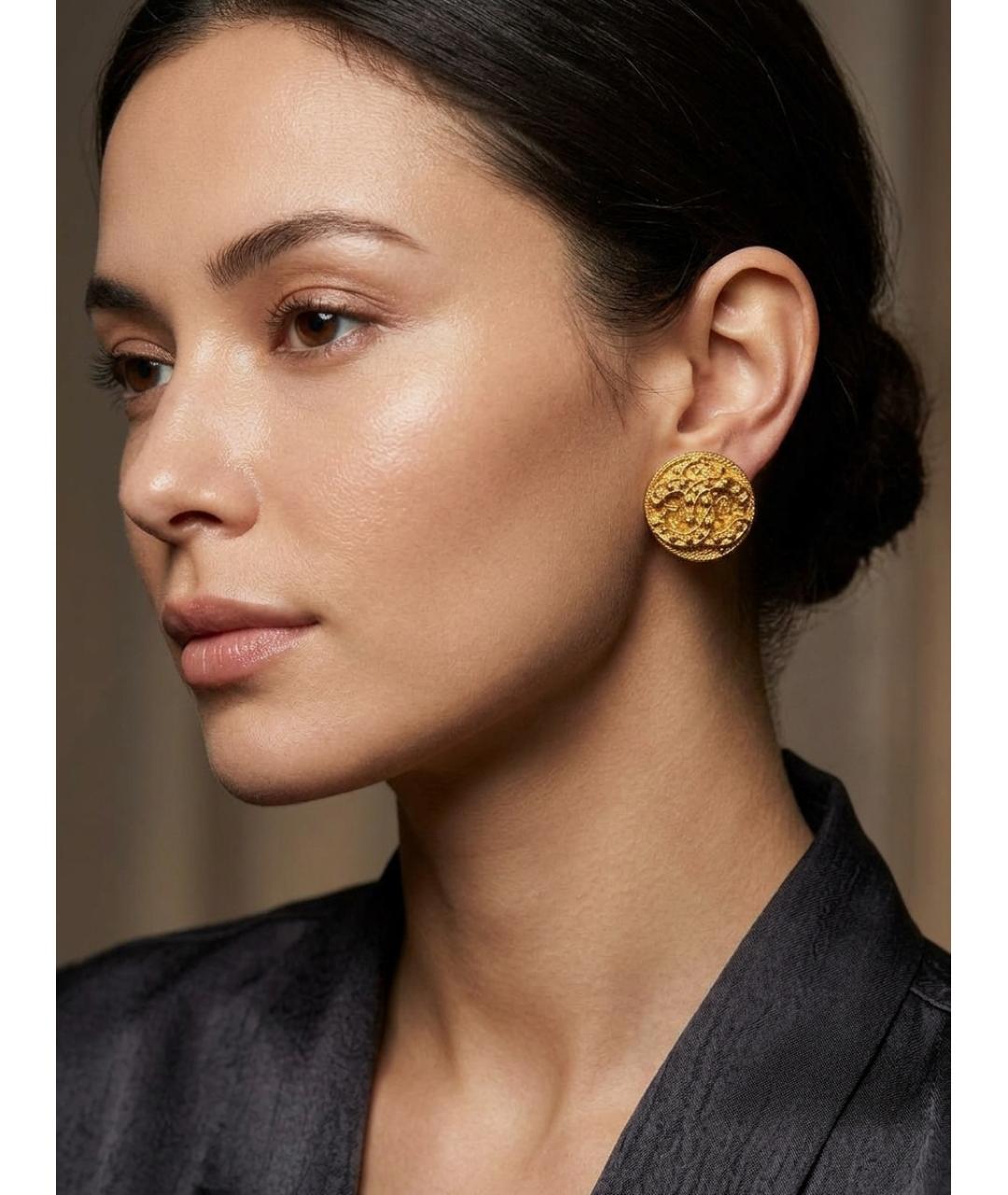 CHANEL Золотые клипсы, фото 7