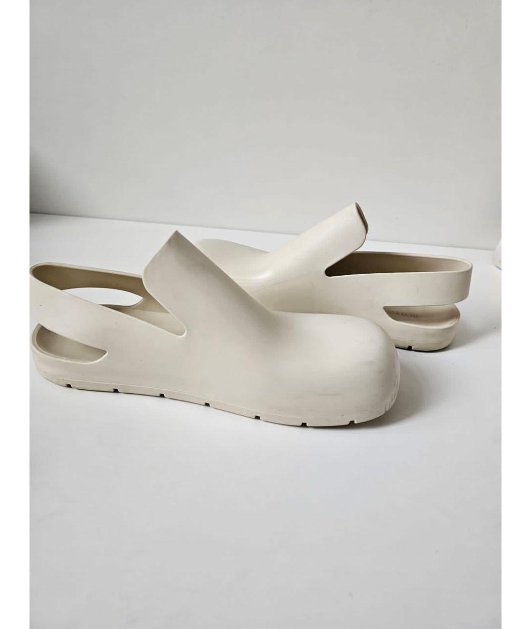 BOTTEGA VENETA Белые мюли, фото 3