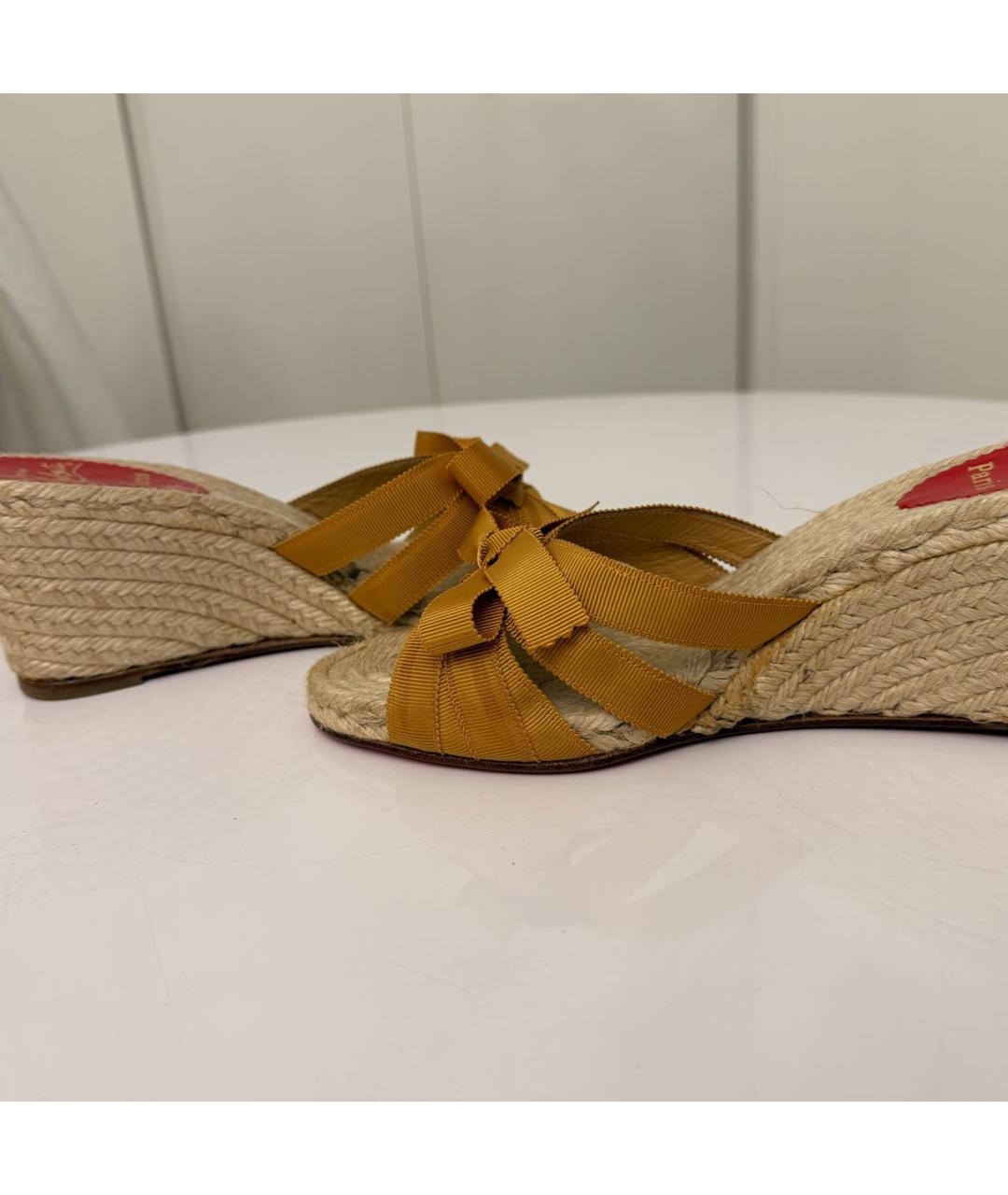 CHRISTIAN LOUBOUTIN Горчичные эспадрильи, фото 6